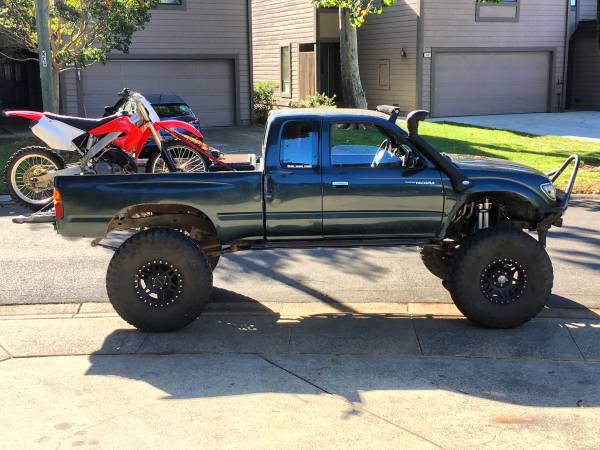 Toyota Mud Truck for Sale - (CA)